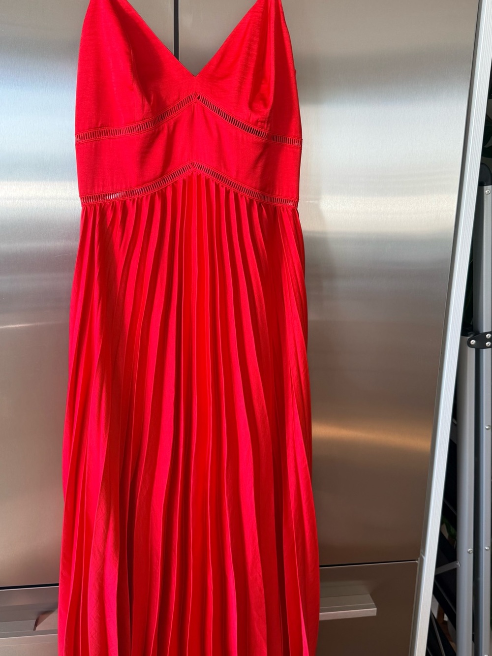 Bardot Vibrant Red V-Neck Pleated Midi Dress